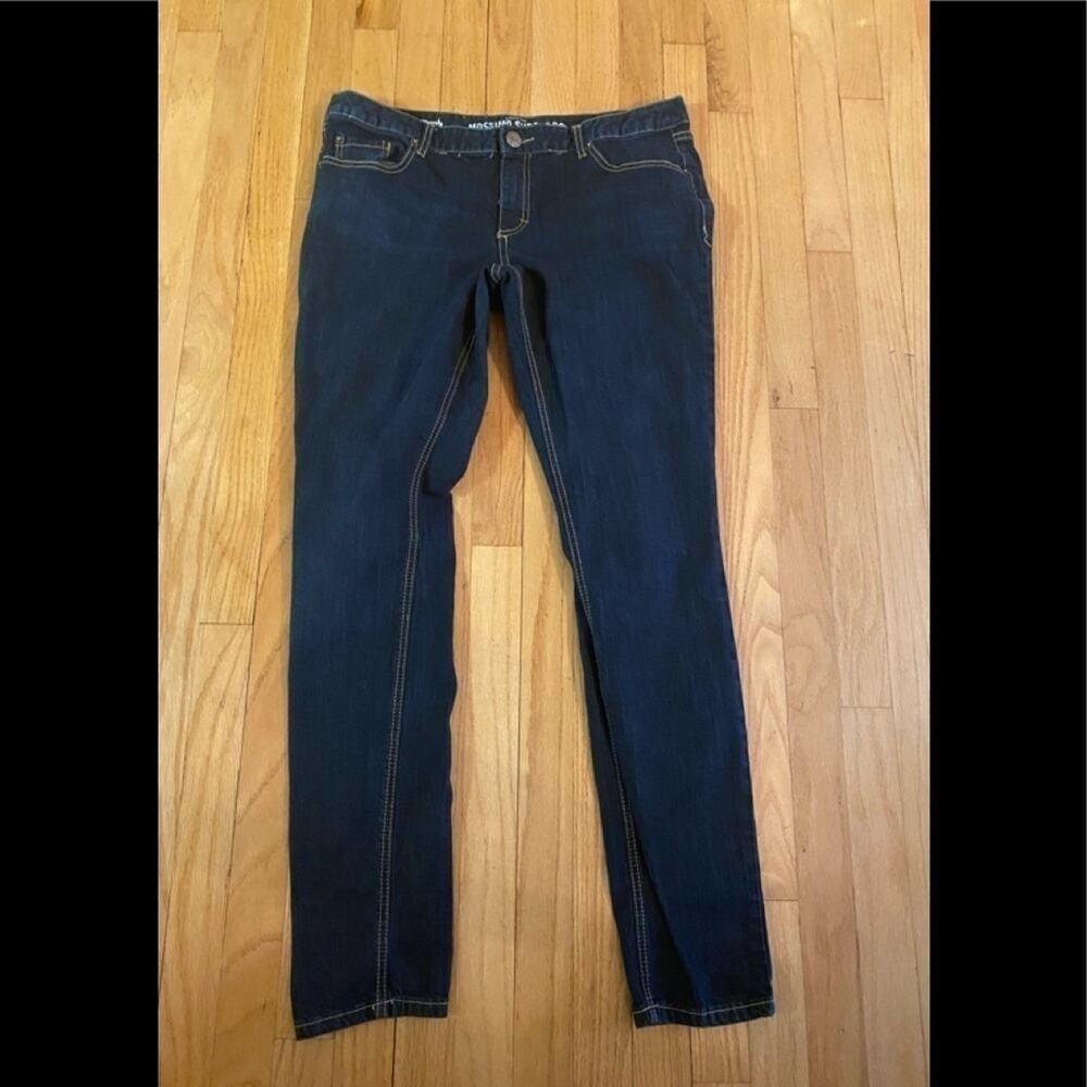 MOSSIMO WOMENS “SKINNY” JEAN SIZE 6